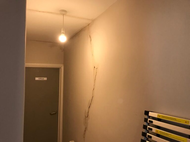 Milton Keynes Home Improvement Walls repair and painting photos before and after (3)